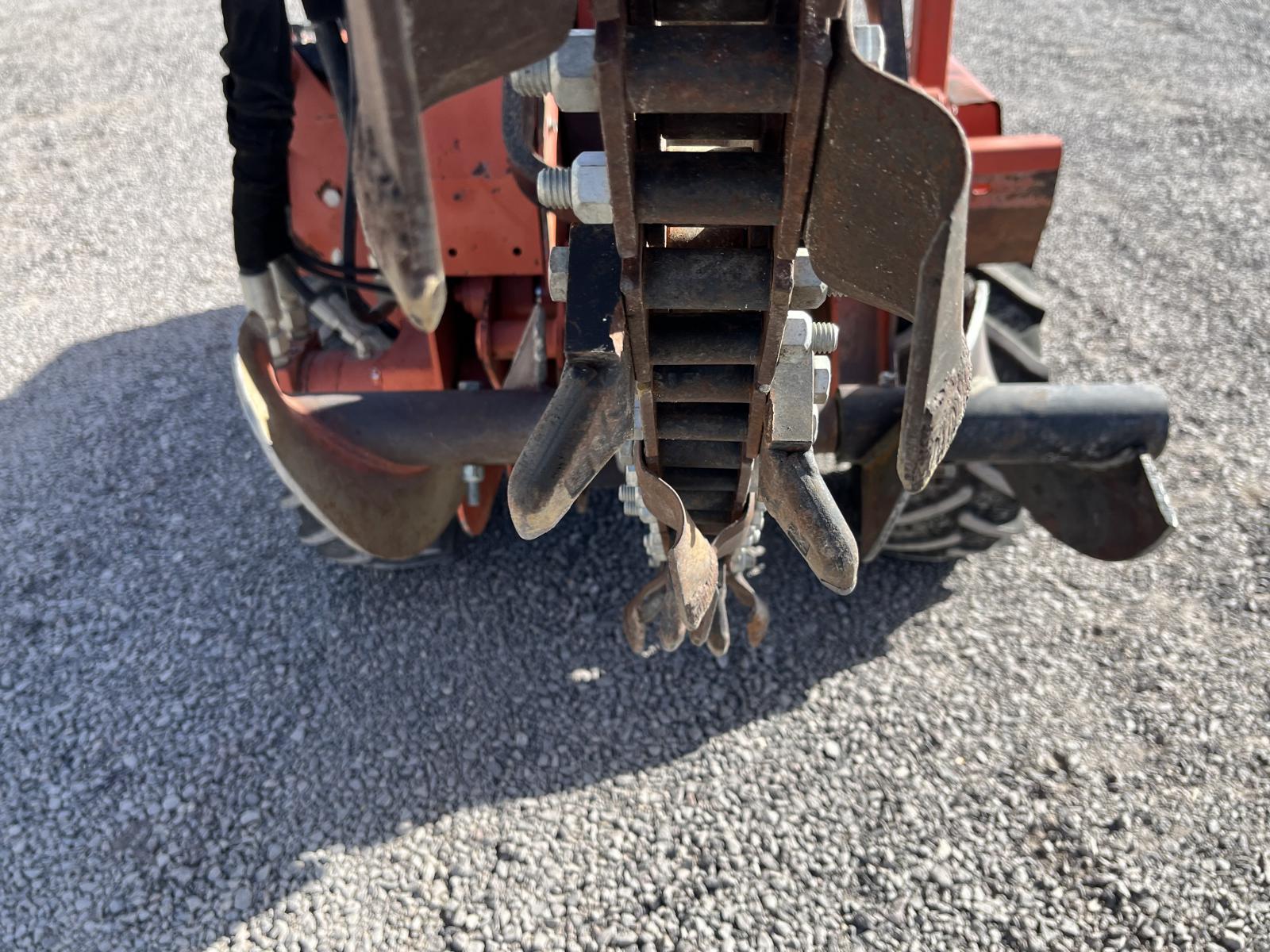 ./imagenes/INVOICE/2019/15606/ZANJADORA DITCH WITCH  RT45 (17).JPG